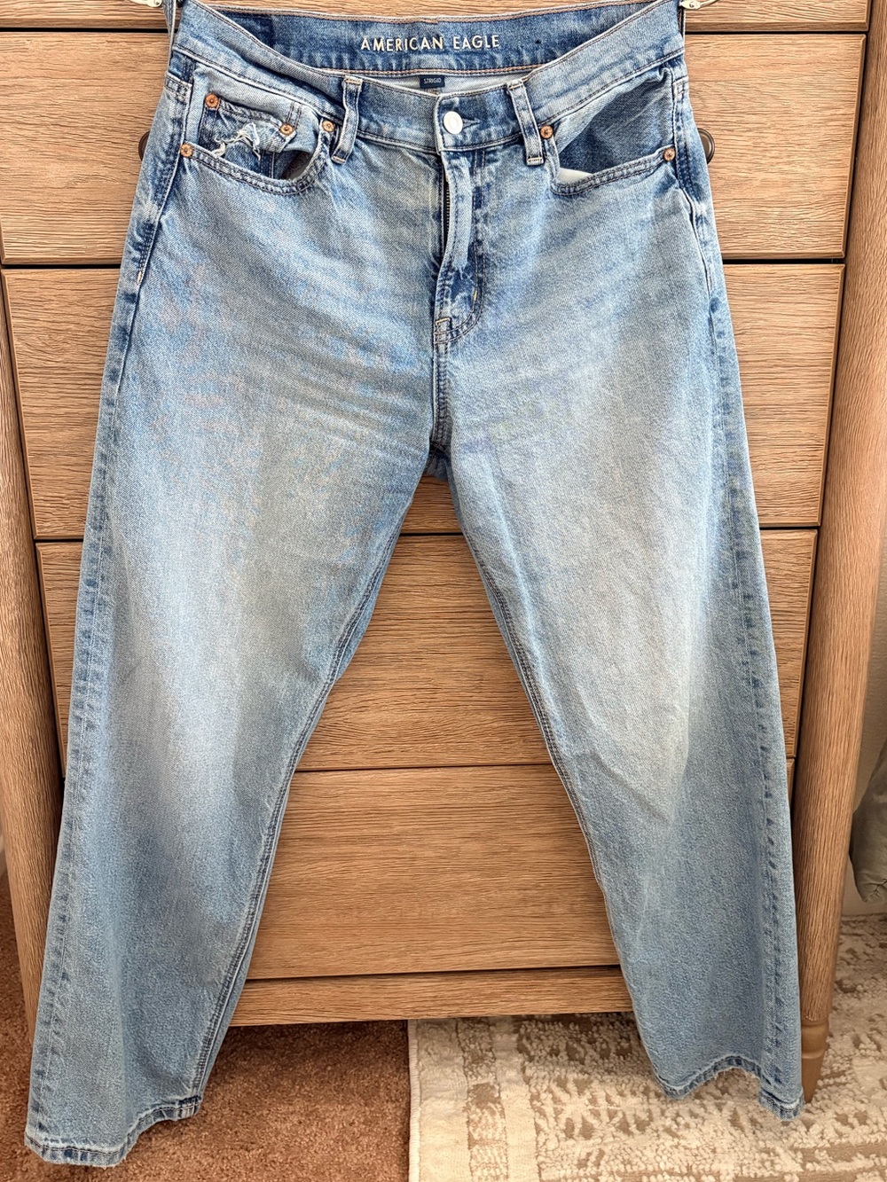 American Eagle Outfitters Vintage Light Wash Relaxed Jeans